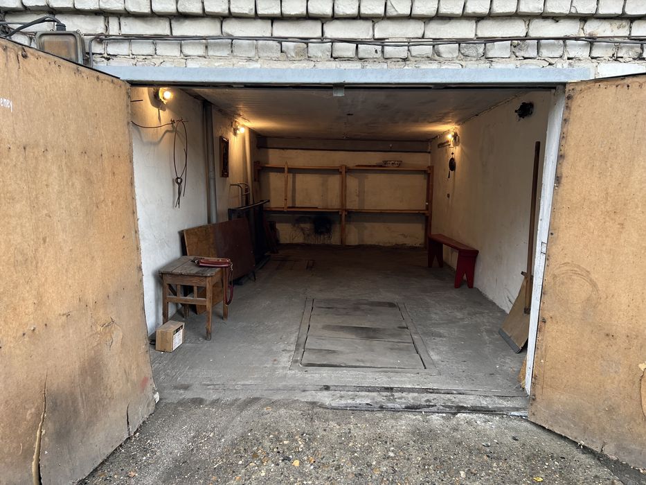 Продам гараж на обществе слепых