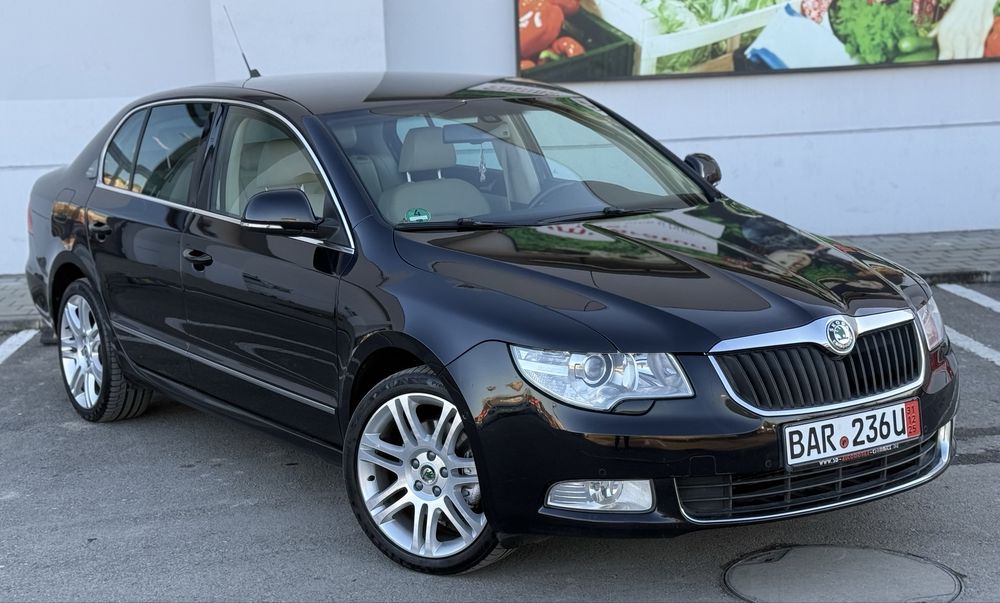 Skoda Superb  2010