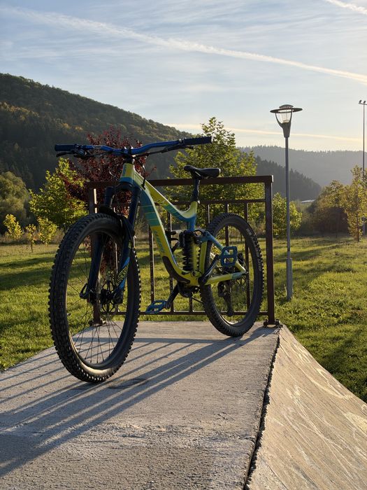 Giant reign full suspension enduro