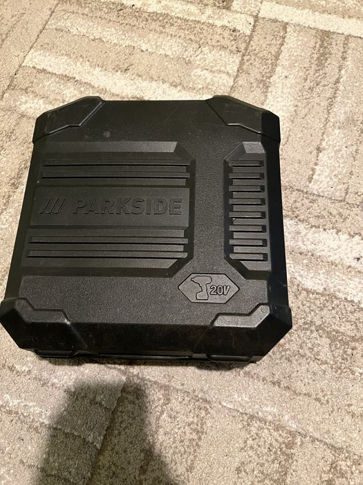 Продавам гайковерт prakside