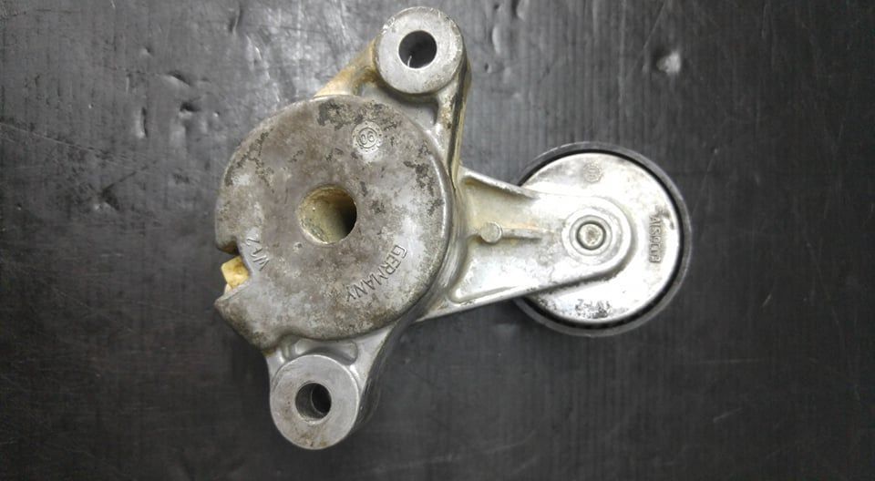 Rola intinzator 1.4 tsi vw touran 03c145299m