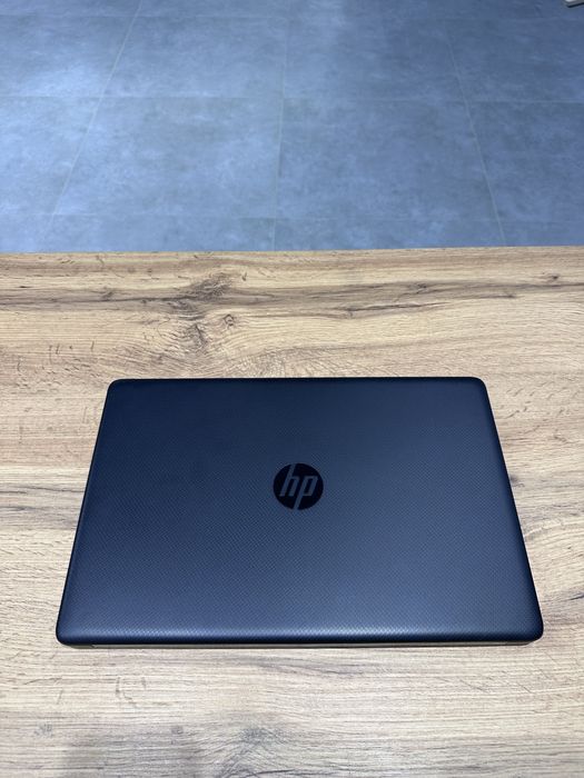Офисный ноутбук HP Pavilion 15