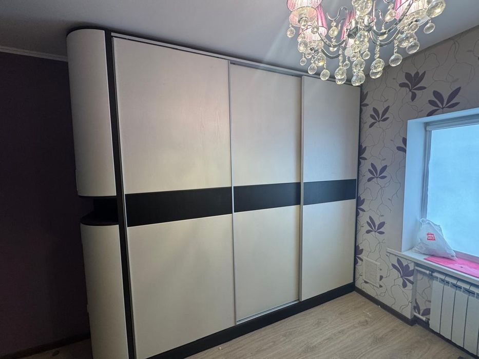 Шкаф купе вместительный