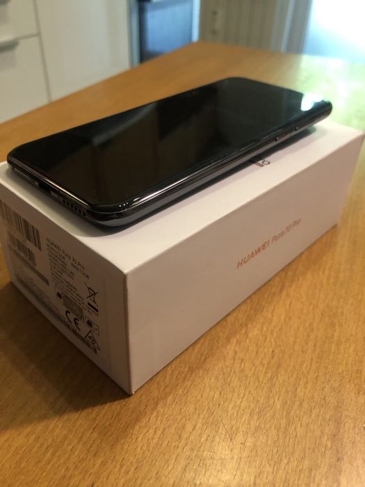Huawei Pura70 Pro + Зарядно и протектор