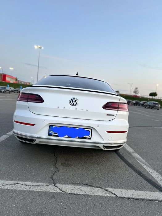 Wolkswagen Arteon 272cp 2.0TSI DSG, -Dotata foarte bine ,stare foarte bună.