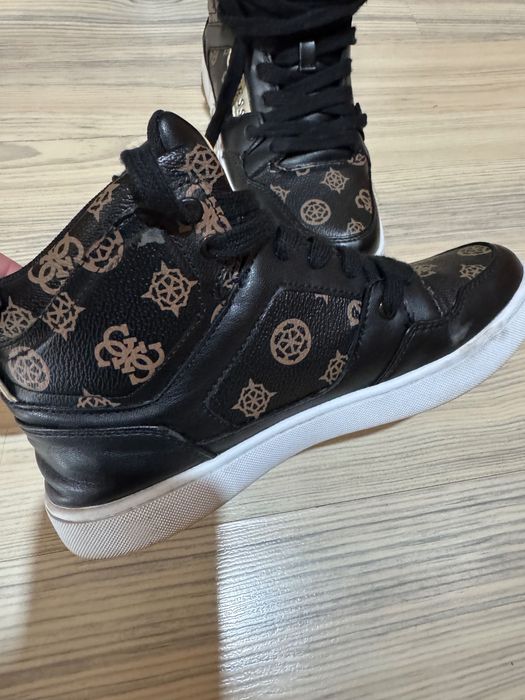 Оригинални кецове Cuess