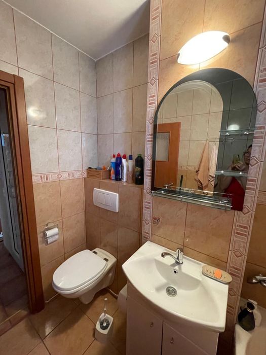 Ocazie! Doua camere decomandate cu doua balcoane etaj 2,Mazepa.