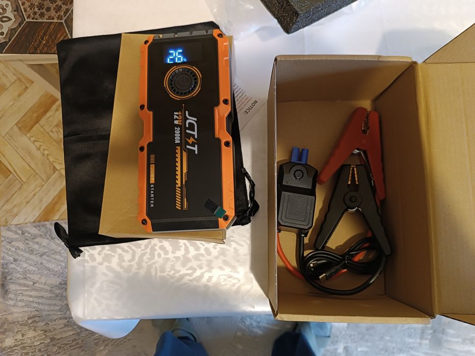 Пусковое устройство JCST для автомобиля 2000А