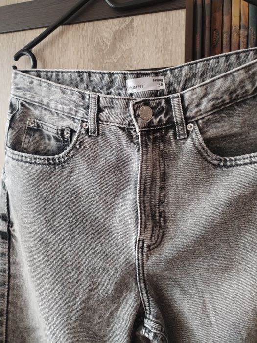 Blugi mom fit sinsay, ca noi, mărimea 38