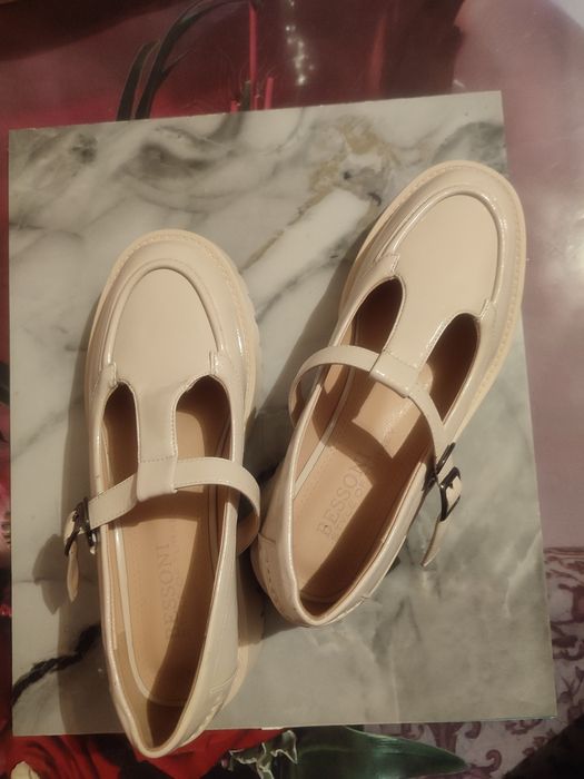 Продам новые лоферы