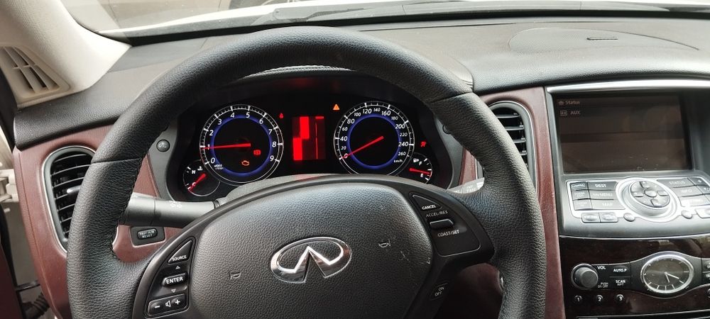 Инфинити ЕХ 35   сотилади