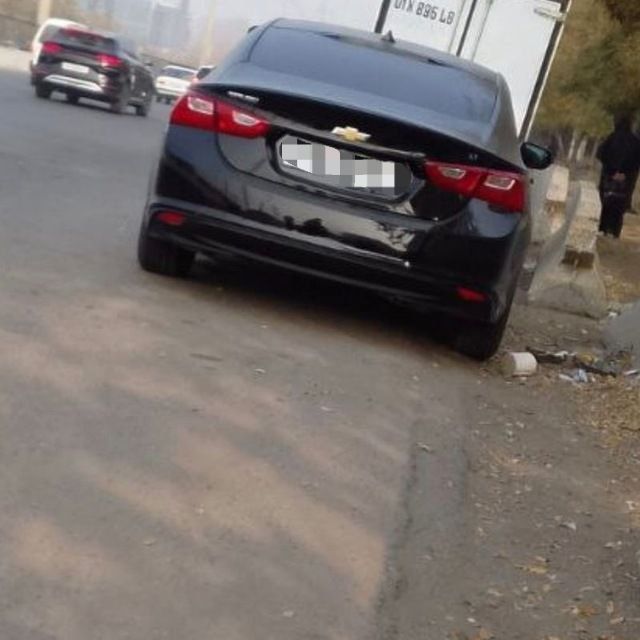 Chevrolet Malibu 2