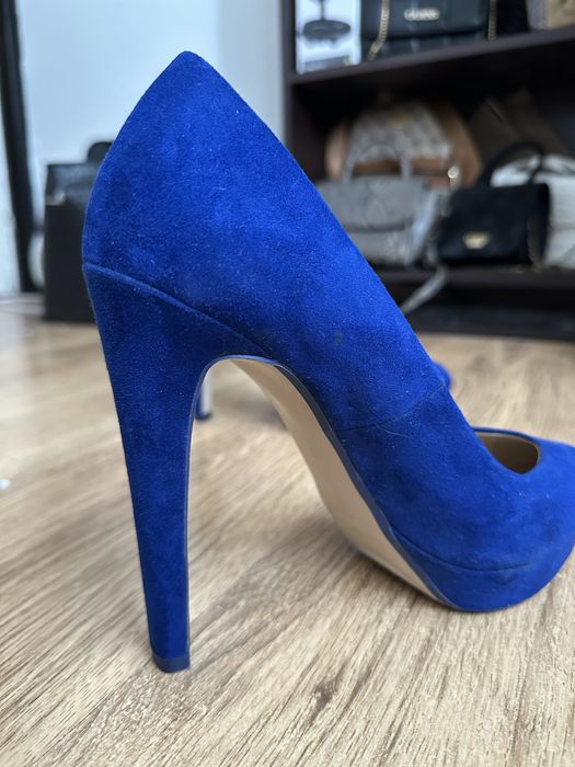 Токове 40-ти номер