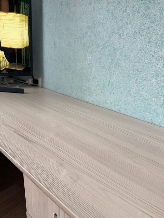 Продам комплект ( мебель для детской)