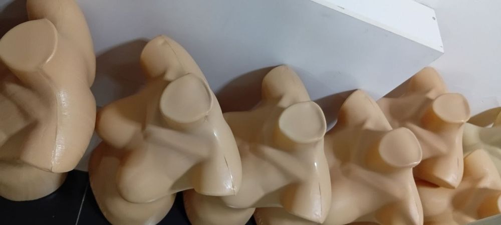 Ayollar manikeni sotiladi