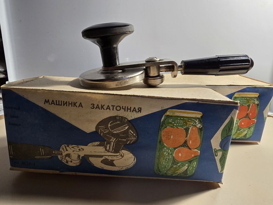 Машинка закаточная