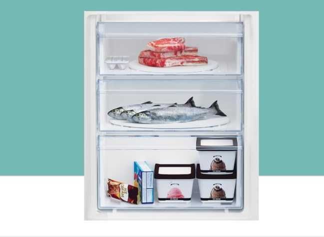 Нов хладилник с фризер за вграждане Beko 177 см