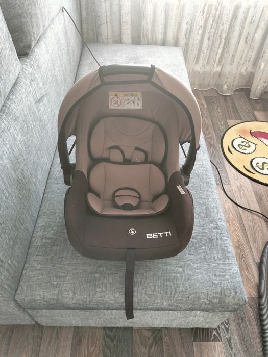 Автокресло от 0 до 12 мес