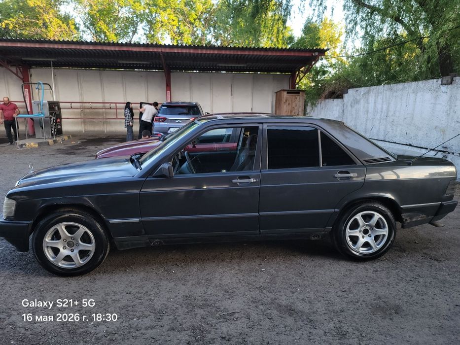 Продам мерседес 190
