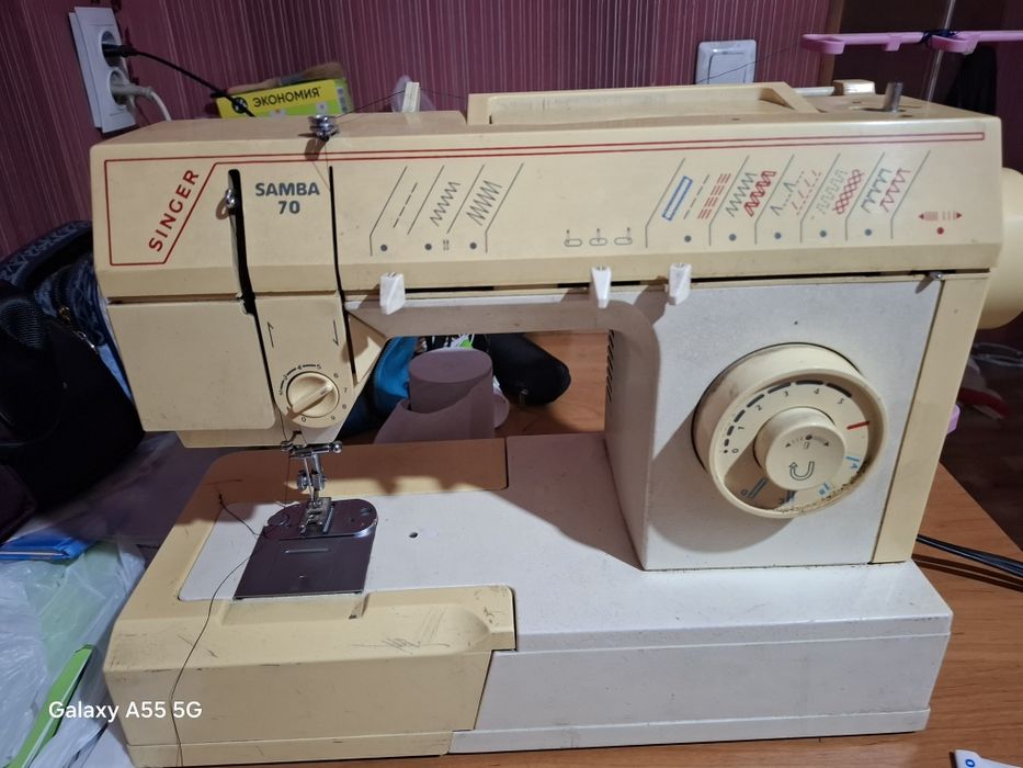 Швейная машина  зингер