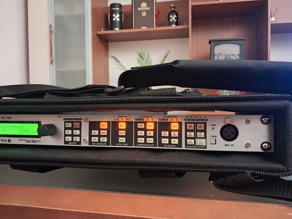 Procesor voce Tascam TA - 1 VP