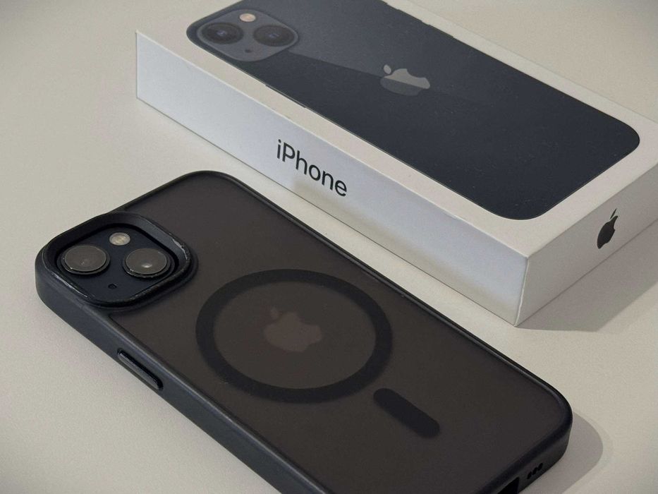 Бартер! iPhone 13 Midnight (Черен) 88% Батерия!