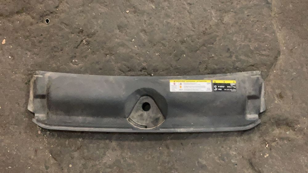 Grila calandru bara fata  Audi A4 B9 8W 2015 - 2019  Grila superioara