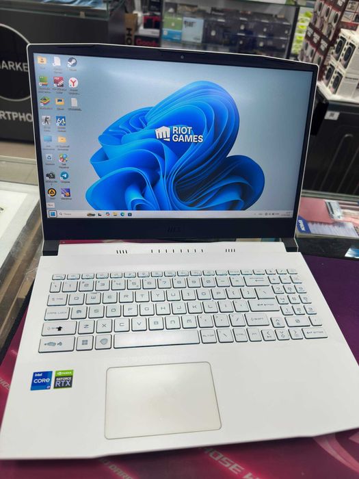 MSI Sword i7-11800H/ddr4-16gb/ssd-512/rtx-3050ti-4gb