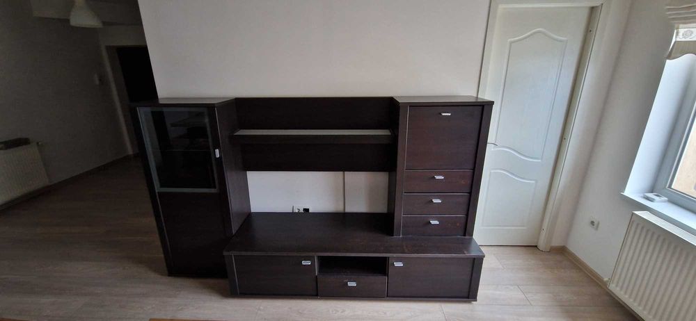 Mobilier living si dormitor