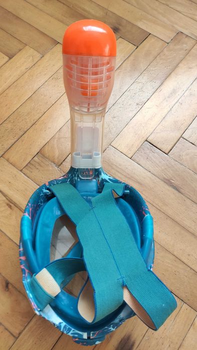 Продавам маска за шнорхелинг Subea Easybreath, размер XS + подарък