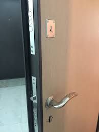 Замок заел, звоните откроем