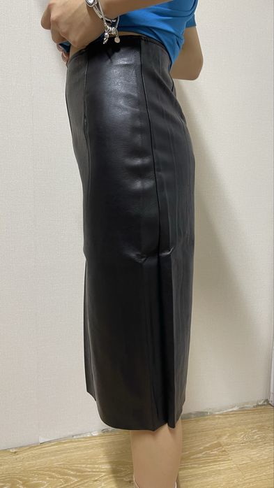 Продается юбка коженая