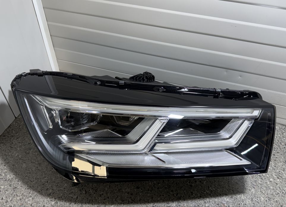 Far Full Led Audi Q5 80A