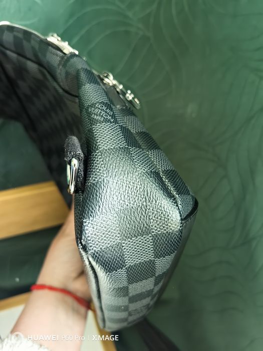 Louis Vuitton Мъжка Чанта