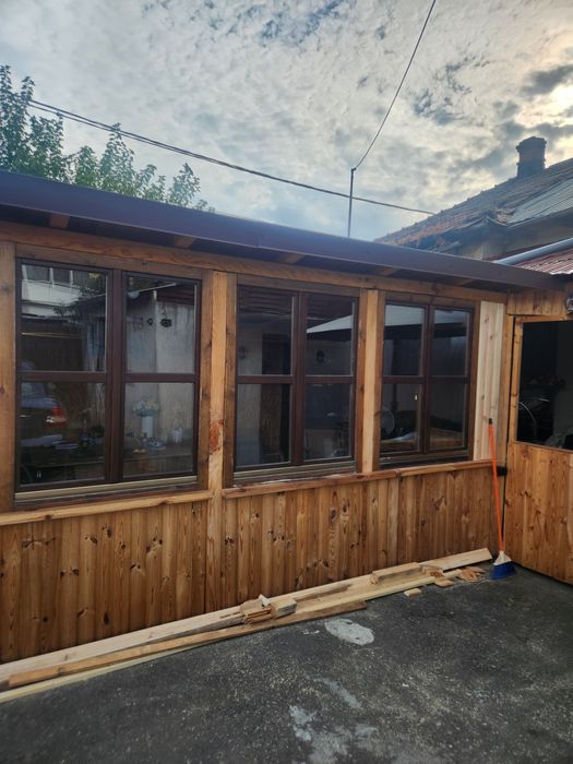 Ferestre lemn stratificat cu geam termopan