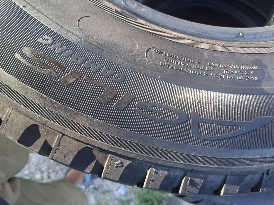 215 70 15С за БУС  2бр летни Мишелин