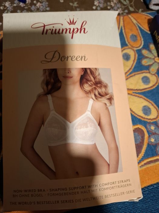 Vand sutien Triumph 100B alb nou