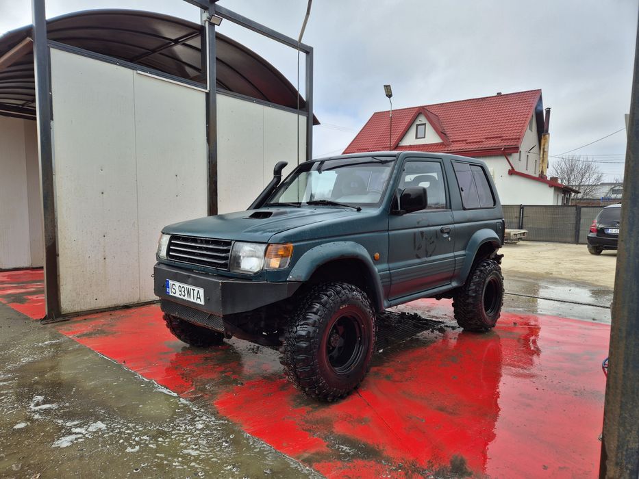 De vanzare pajero 2.8