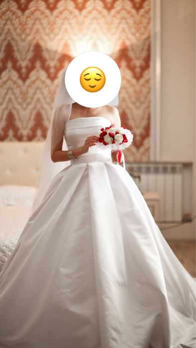 Продам свадебное поатье со шлейфом