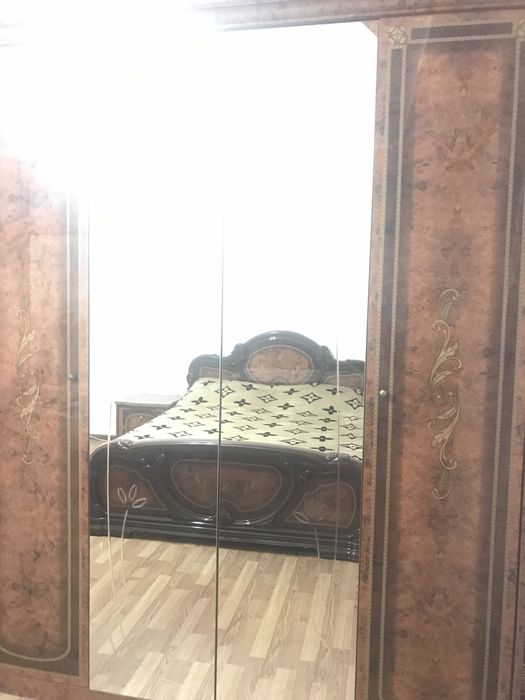 Спальный гарнитур