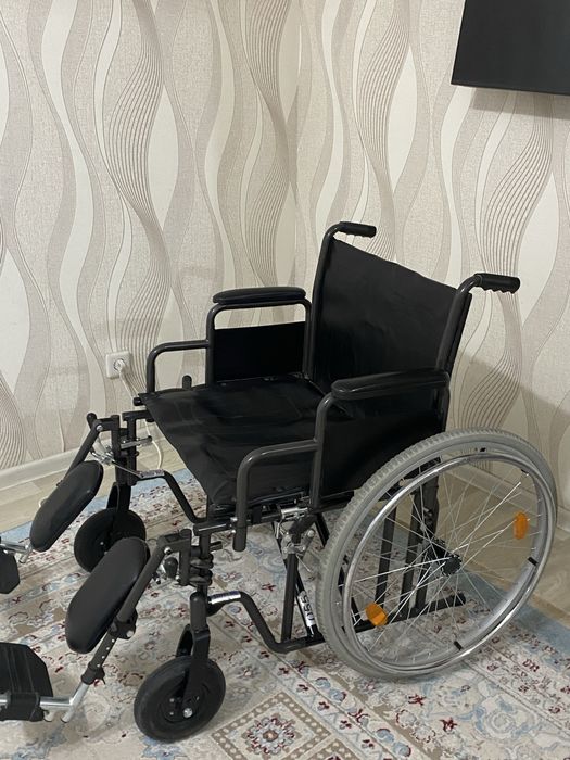 инвалидная коляска