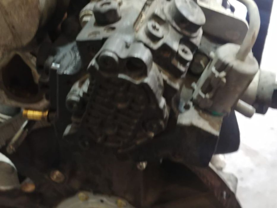 Pompa inalta 2.0 dci m9r renault koleos laguna 3 trafic 2 nissan x-trail 0445010223 8200934657 8200690744