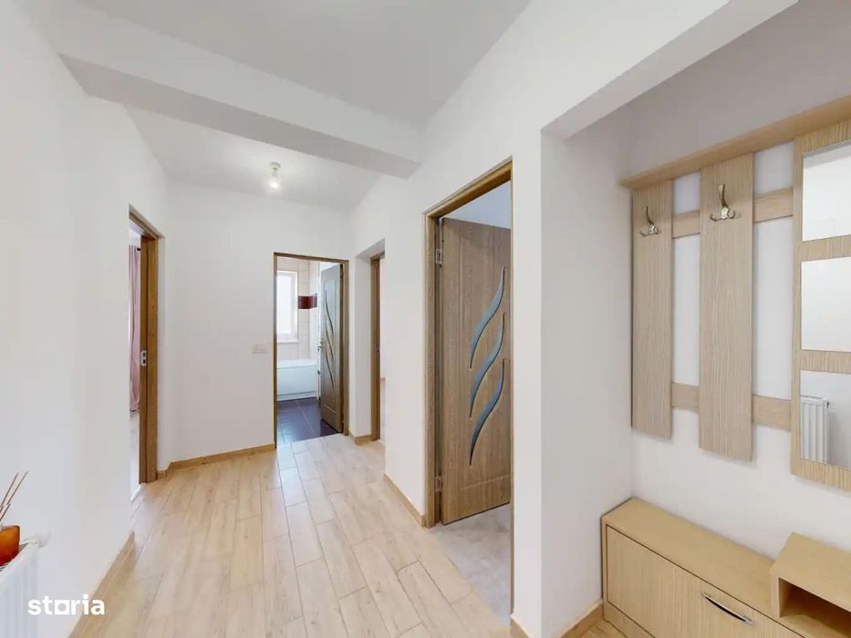 Apartament 2 camere de vanzare, mobilat si utilat, cu parcare privata