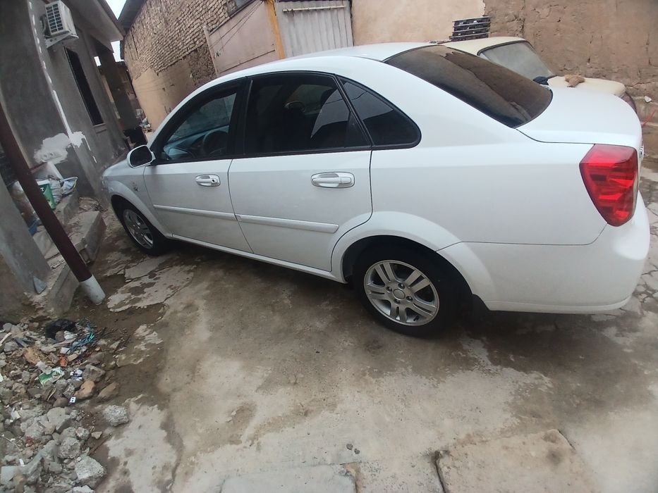 Продается Лассети 2012 года