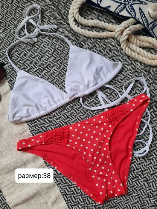 Бански от две части