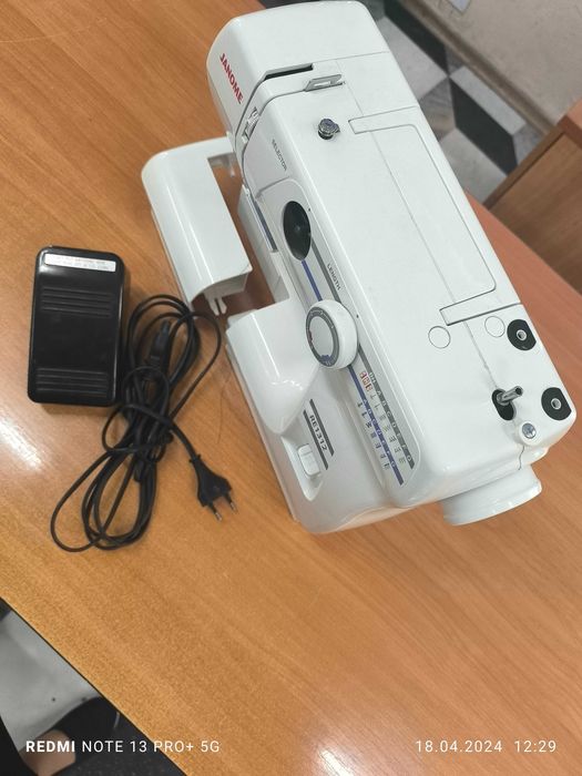 Janome Re1312 швейная машина
