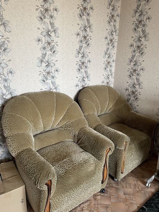 Продаю кресло б/у