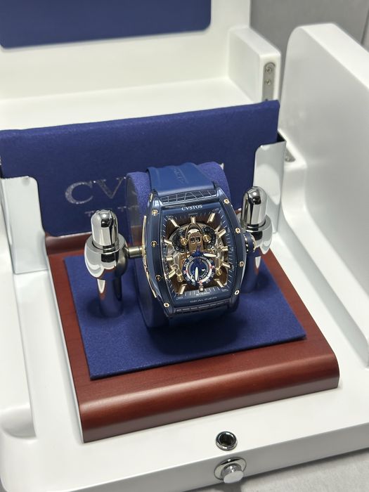 CVSTOS Sealiner GMT Blue Steel 5N Red Gold – Чисто нов!