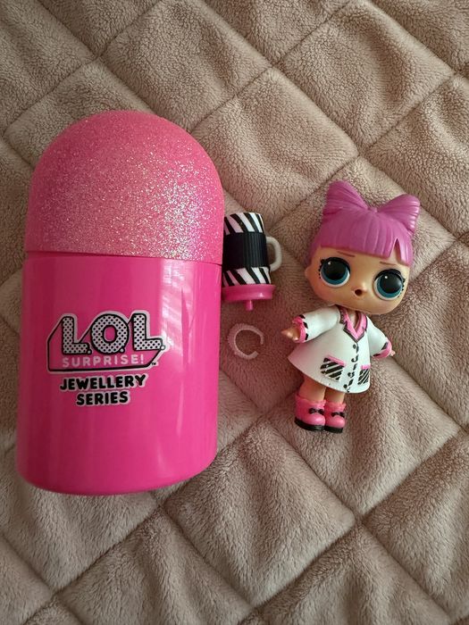 LOL mini family winter