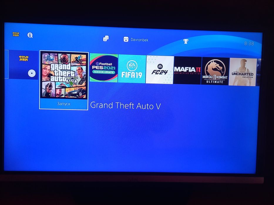 PS4 slim holati ideal tiniq o'yinlar yozilgan plombasi bor 1 djoystik